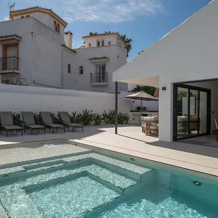فيلة Beachside 8 Ensuite 2 Private Pools ماربيا