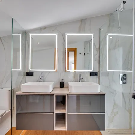 Beachside 8 Ensuite 2 Private Pools فيلة ماربيا