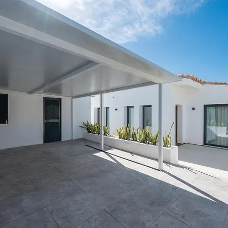 Beachside 8 Ensuite 2 Private Pools ماربيا