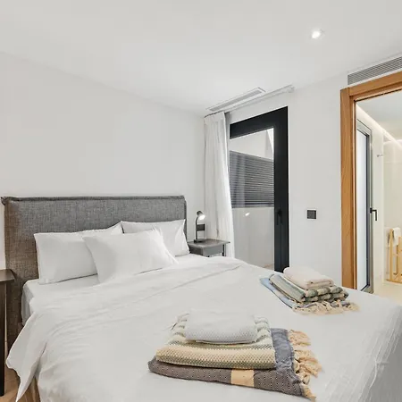 فيلة Beachside 8 Ensuite 2 Private Pools *