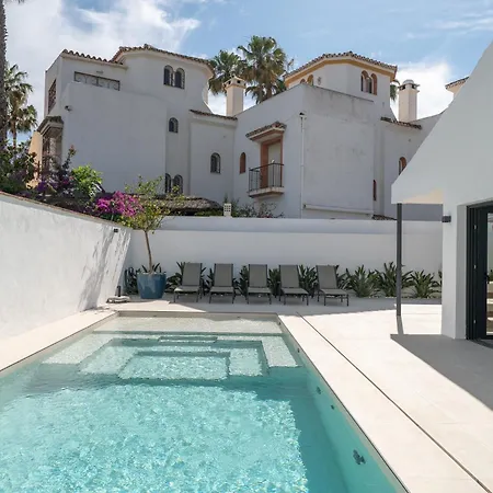 Beachside 8 Ensuite 2 Private Pools فيلة ماربيا