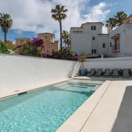 فيلة Beachside 8 Ensuite 2 Private Pools ماربيا