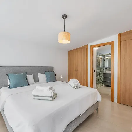 فيلة Beachside 8 Ensuite 2 Private Pools